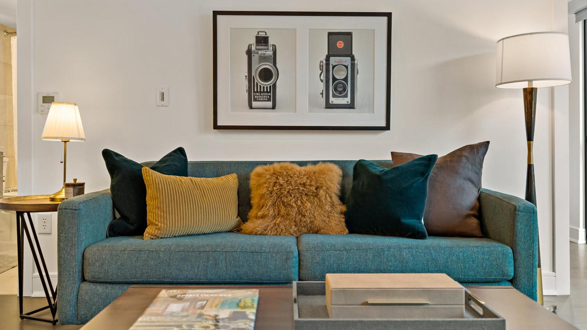 Pure Voyage Shaw Aparthotel Washington Bagian luar foto