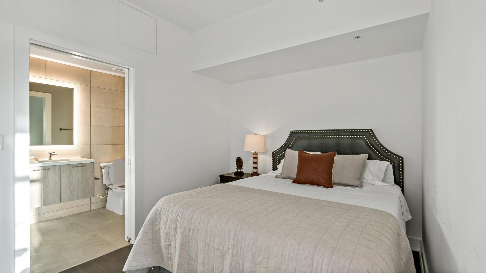 Pure Voyage Shaw Aparthotel Washington Bagian luar foto
