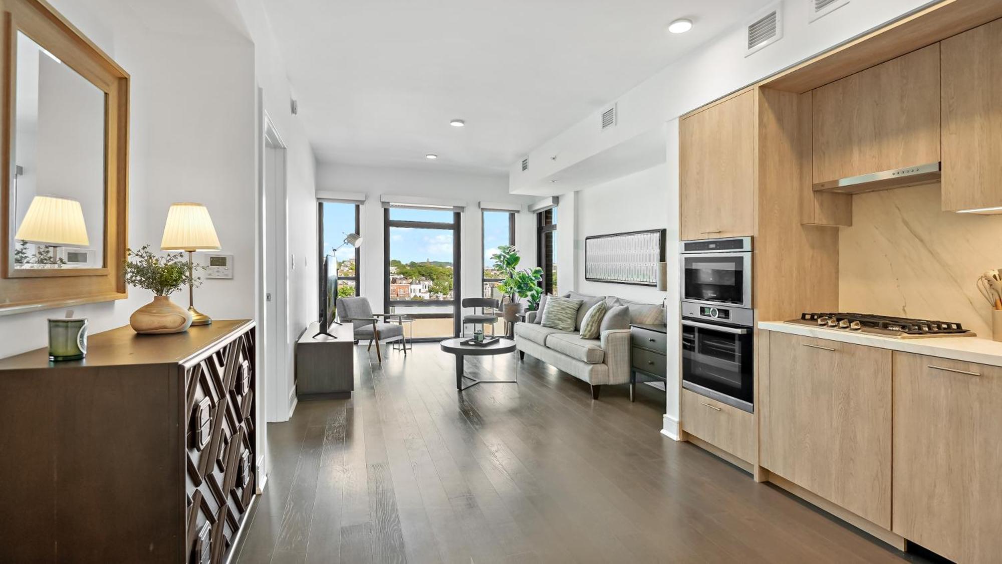 Pure Voyage Shaw Aparthotel Washington Bagian luar foto