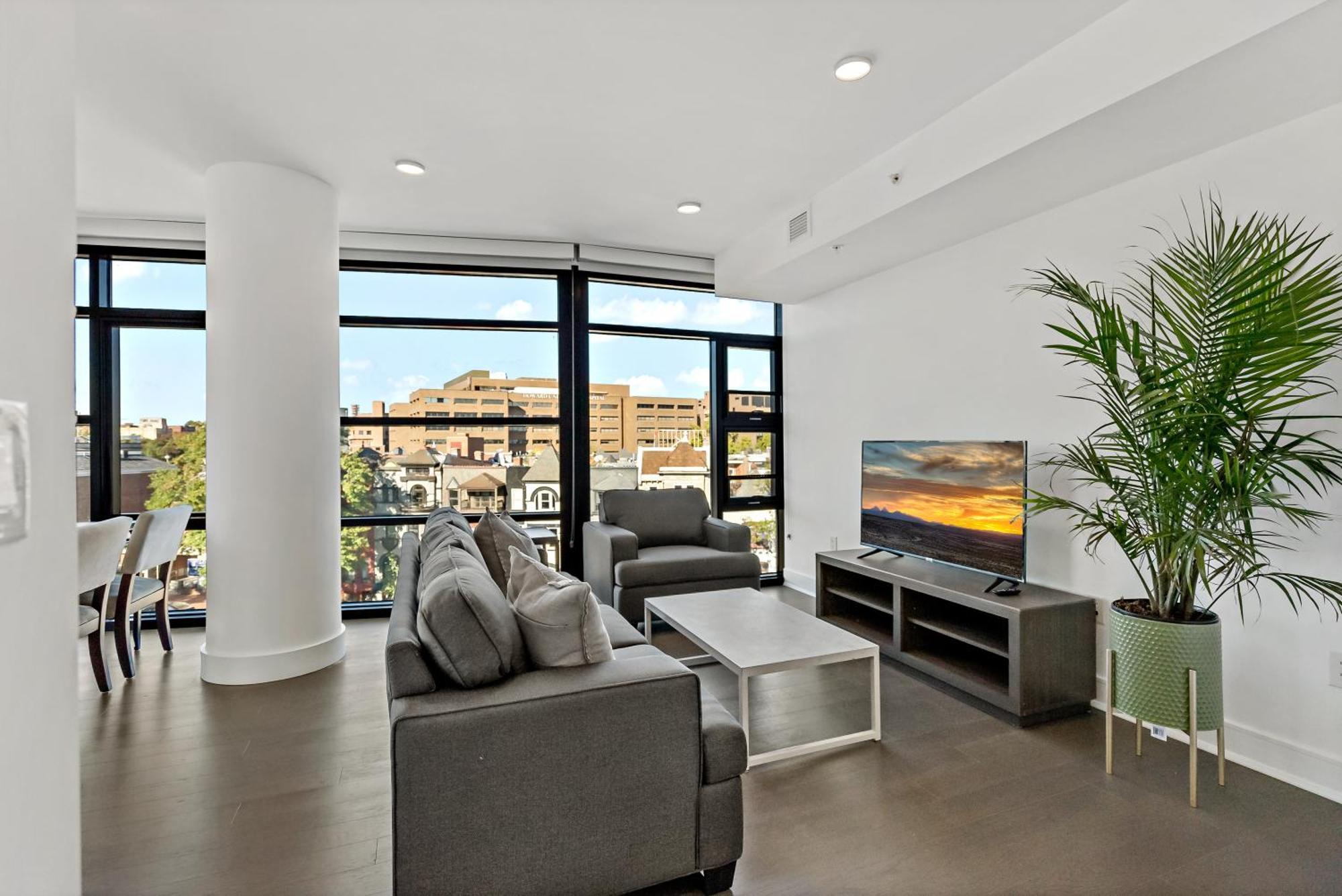 Pure Voyage Shaw Aparthotel Washington Bagian luar foto