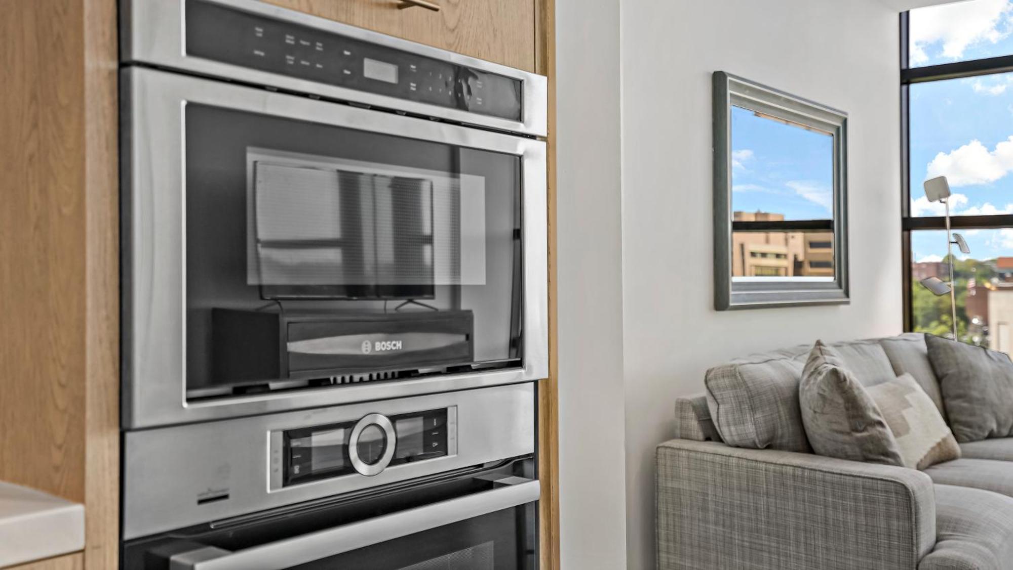 Pure Voyage Shaw Aparthotel Washington Bagian luar foto