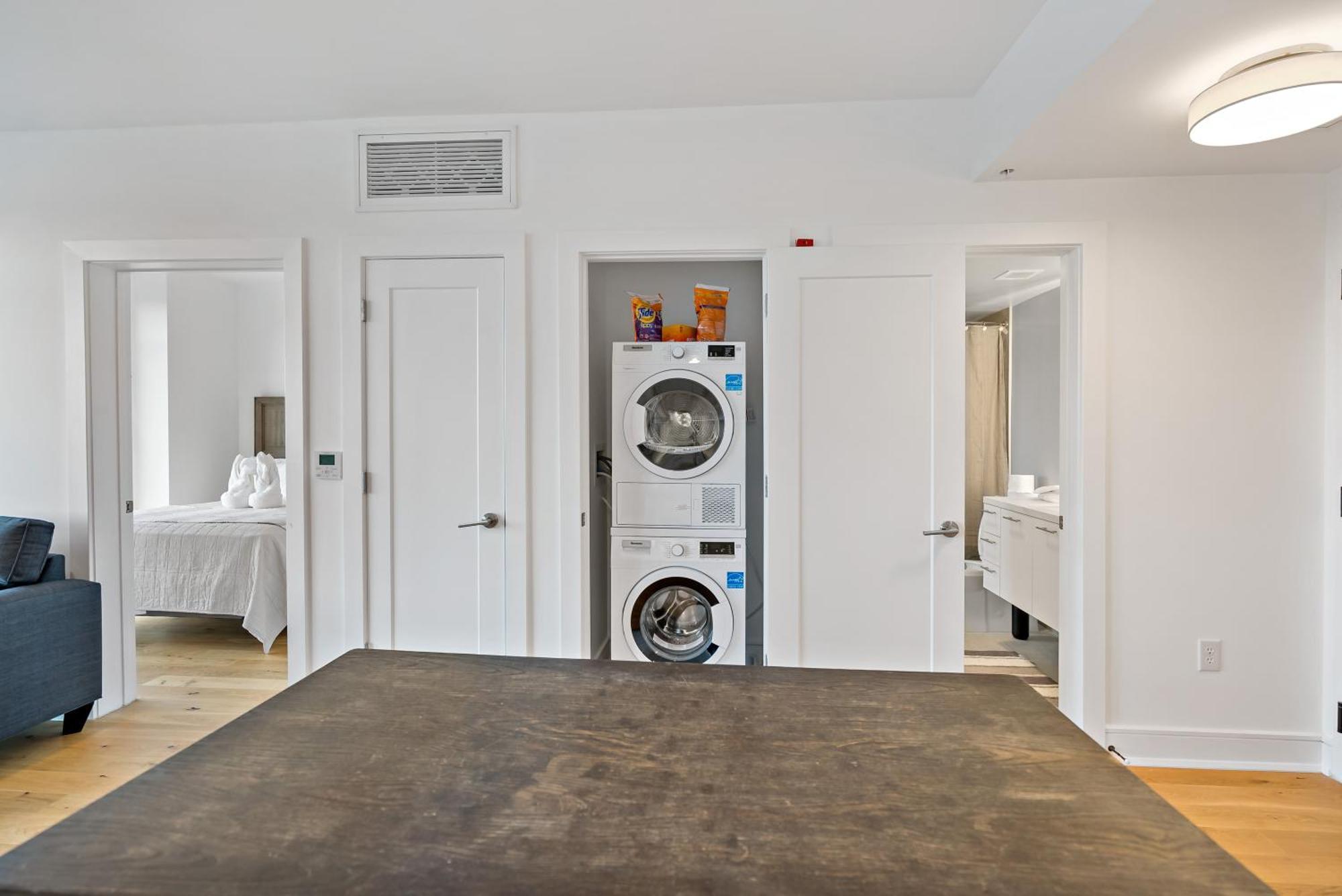 Pure Voyage Shaw Aparthotel Washington Bagian luar foto