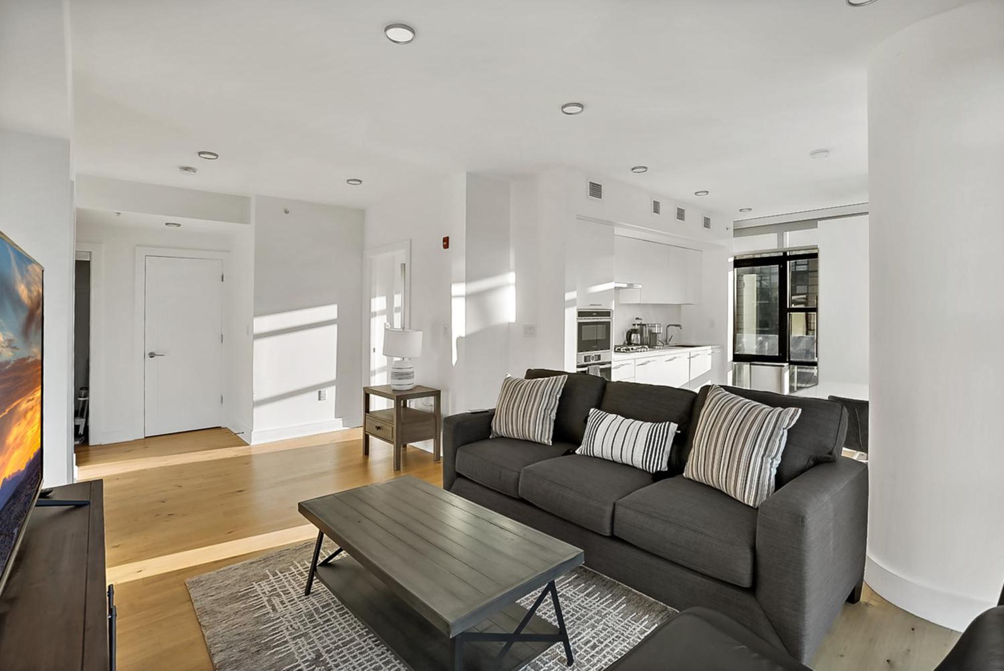Pure Voyage Shaw Aparthotel Washington Bagian luar foto